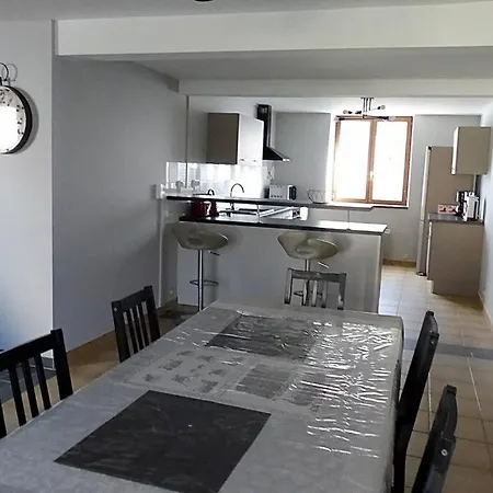 Le Nid De Jehanne Holiday home