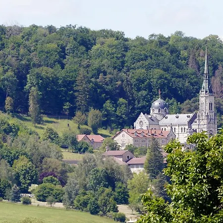 Le Nid De Jehanne Holiday home *